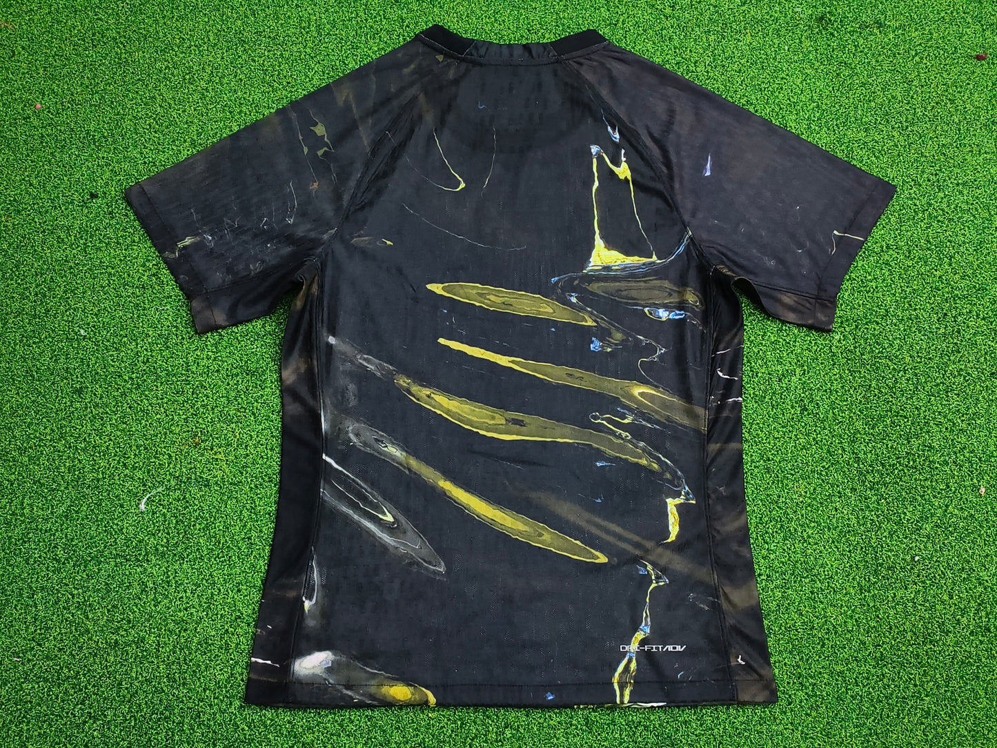 PSG Fourth Shirt 2026/27 (Black Gold) / Jordan Edition