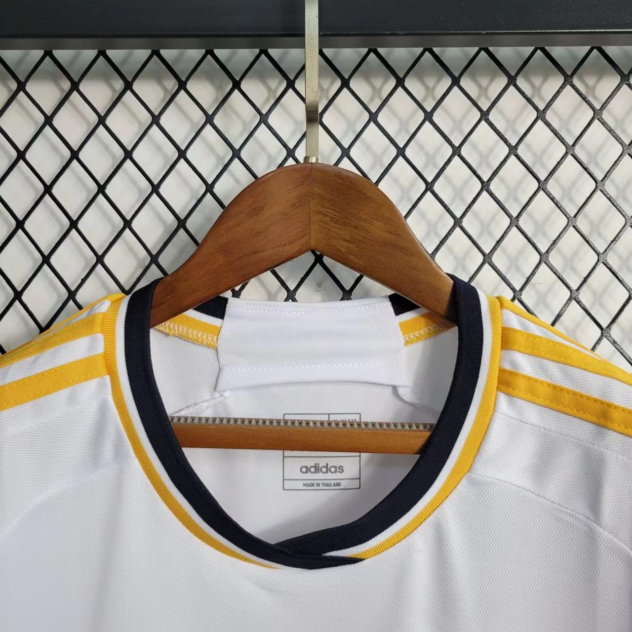 23-24 Real Madrid Home Kit Female