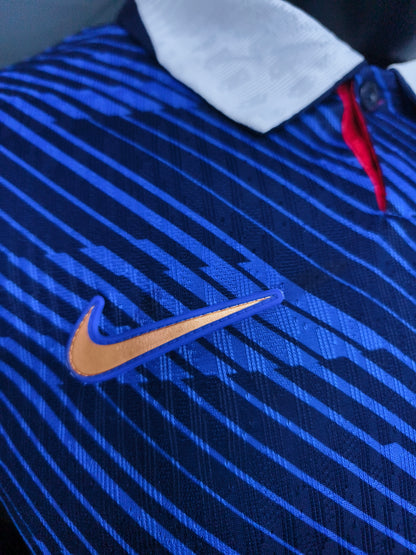 France Nike Home Kit “Bleu Tempête” 26-27