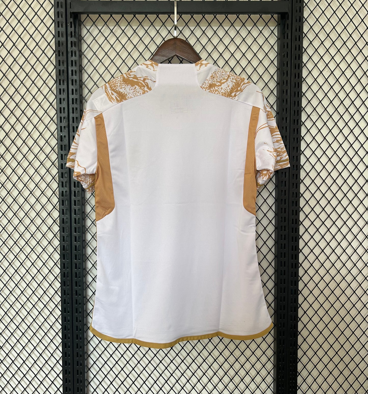 REAL MADRID SPECIAL NEW GOLD SPECIAL KIT