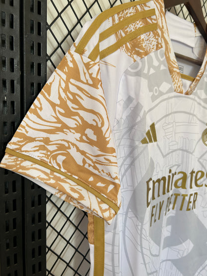 REAL MADRID SPECIAL NEW GOLD SPECIAL KIT